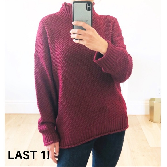 Looks by Lauren Sweaters - SONOMA Wine Red Pullover Loose Sweater
